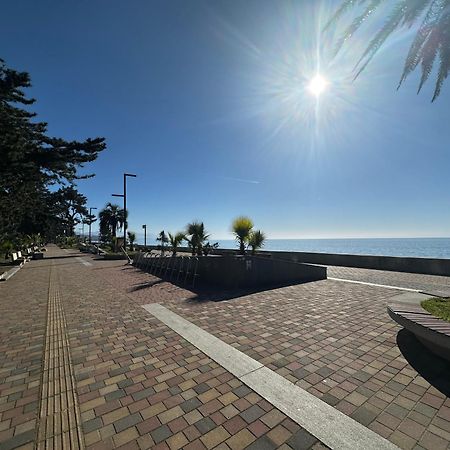 Kobuleti Rezidens Apartment Екстериор снимка